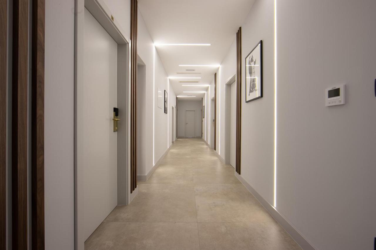 Caldo Luxury Rooms สปลิท ภายนอก รูปภาพ