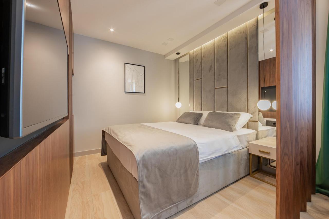 Caldo Luxury Rooms สปลิท ภายนอก รูปภาพ