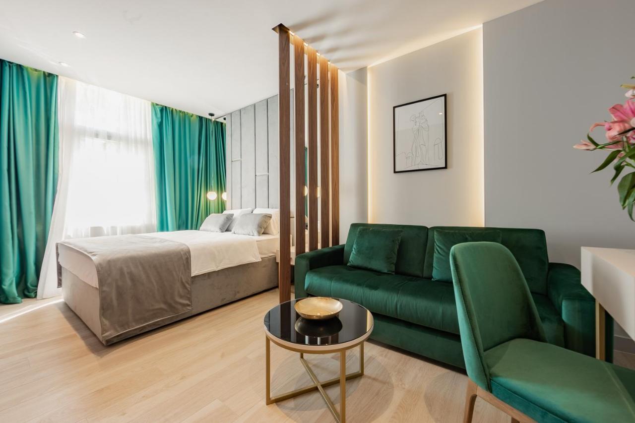 Caldo Luxury Rooms สปลิท ภายนอก รูปภาพ